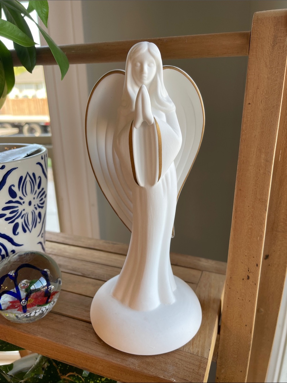 Teleflora gift Ceramic Angel Figurine with Gold Trim 🌼